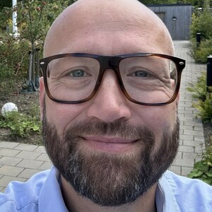 Normal fixed christian morhordst profil